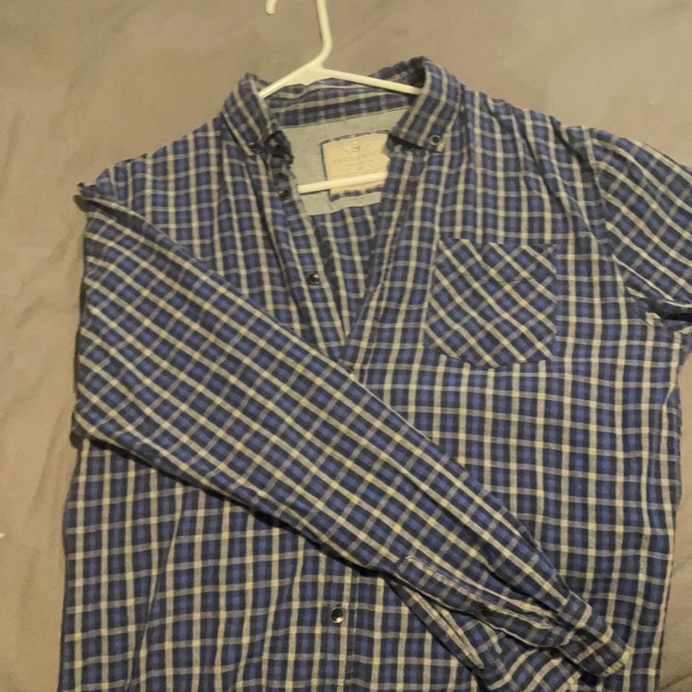 Men’s medium Brunswick button up shirt